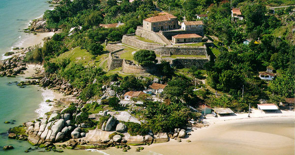 An aerial view of São José da Ponta Grossa Fortress